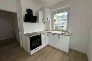 Modernes Wohnen nach Sanierung – 2-Zimmer-Wohnung mit neuer Einbauküche – Wartbergstraße 17, 74072 Heilbronn, Heilbronn – Vorschaubild 5