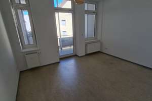 Geräumiger und heller Altbau mit Balkon in zentraler Lage – Rüdigerstraße 2, 97070 Altstadt, Würzburg – Vorschaubild 9