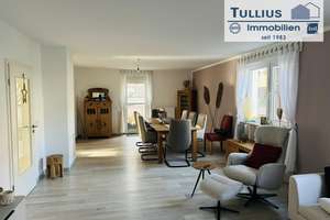 großzügiges, freistehendes Einfamilienhaus mit Terrasse, Garten & Garage in Essen-Schönebeck – Die vollständige Adresse der Immobilie erhältst du vom Anbieter., 45359 Schönebeck, Essen – Vorschaubild 2