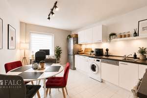 Wohnhighlight mit Wintergarten in begehrter Lage! – Die vollständige Adresse der Immobilie erhältst du vom Anbieter., 50858 Junkersdorf, Köln – Vorschaubild 6