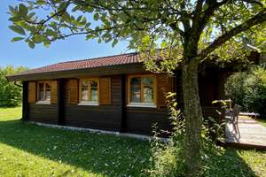 vollausgestattetes Ferienhaus im Ferienpark Lauterdörfle in Hayingen – Lauterdörfle 57, 72534 Hayingen – Vorschaubild 2