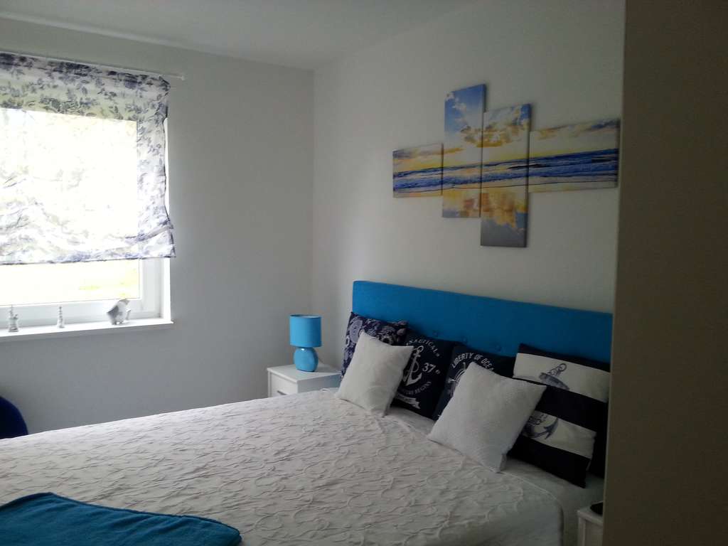 Immobilie in Schaprode - Wohnhaus mit 4 Ferienwohnungen auf der Insel Rügen Hafennähe - Bild 1