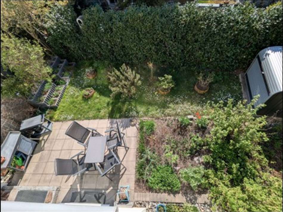 24 Garten - Blick vom Balkon1