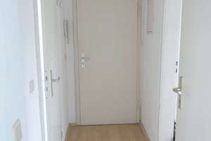 Bonn-Beuel / Rheinnähe, helles 1,5 Zimmer-Dachstudio – Die vollständige Adresse der Immobilie erhältst du vom Anbieter., 53225 Beuel-Mitte, Bonn – Vorschaubild 5