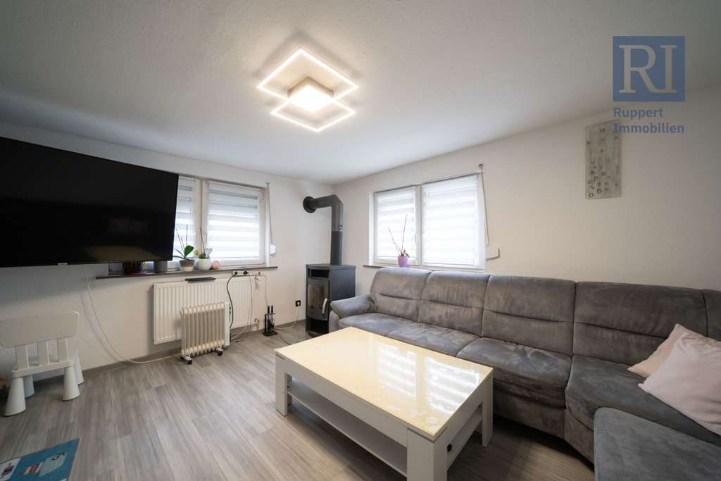 Immobilie in Külsheim - Einfamilienhaus mit großzügigen Eckgrundstück - Bild 3