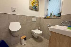 Exklusives Reihenmittelhaus in traumhafter Lage in Parsdorf! – Die vollständige Adresse der Immobilie erhältst du vom Anbieter., 85599 Vaterstetten – Vorschaubild 18