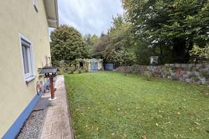 Sehr schönes 2 Fam. Haus in ruhiger Lage von Bernried zum Traumpreis!! – Ahornplatz 5, 82347 Bernried am Starnberger See – Vorschaubild 9