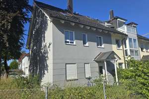 Attraktives Reiheneckhaus als 2-Familienhaus