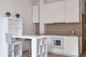 Möbliertes Appartement in Rostocker KTV (Ulmencampus) - Terrasse, Abstellkammer, Stellplatz – Ulmenstraße 26, 18057 Kröpeliner-Tor-Vorstadt, Rostock – Vorschaubild 3