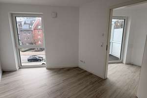 Moderne 2-Zimmer-Wohnung mit großem Balkon, Einbauküche & Fußbodenheizung – sofort bezugsfrei – Luruper Hauptstraße 210, 22547 Lurup, Hamburg – Vorschaubild 12