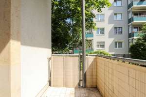 +++ Bezugsfrei! Moderne 3-Zimmer-Wohnung mit Stellplatz und ca. 130 m² eigenem Garten +++ – Die vollständige Adresse der Immobilie erhältst du vom Anbieter., 1277 Tolkewitz/Seidnitz-Nord, Dresden – Vorschaubild 9