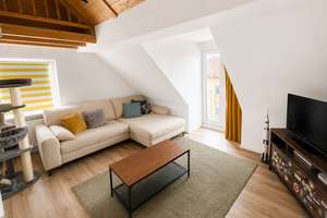 Charmante 2 Zi. Dachgeschosswohnung – modernisiert – Die vollständige Adresse der Immobilie erhältst du vom Anbieter., 93055 Schwabelweis, Regensburg – Vorschaubild 6