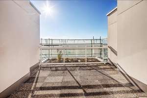 Möbliert: Charmantes, modernes Maisonette Penthouse  – Die vollständige Adresse der Immobilie erhältst du vom Anbieter., 80809 Am Riesenfeld, München – Vorschaubild 25