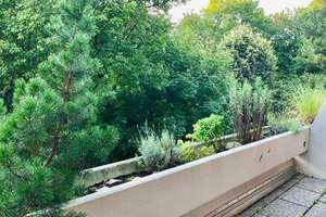 1-Zimmerwohnung mit Süd/Südwest Ausrichtung im 1.OG mit Blick in den Olympiapark!