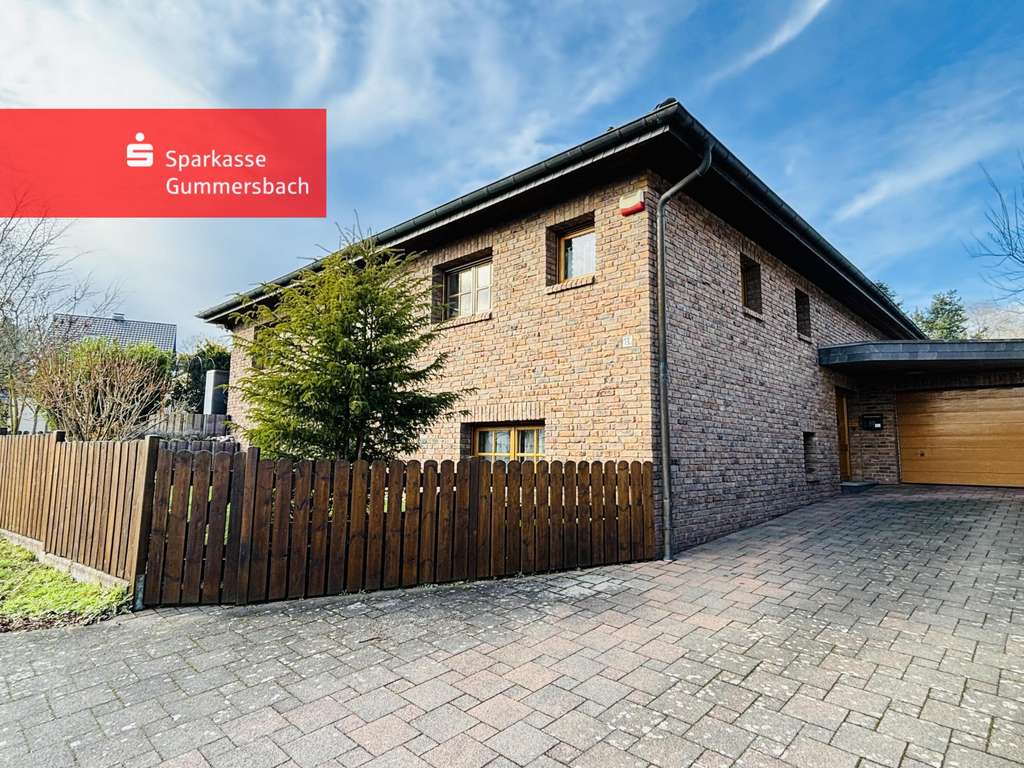 Tolles Einfamilienhaus mit pflegeleichtem Grundstück!