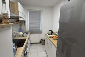 Von Privat: 2-Zimmer-Wohnung DG mit EBK und Stellplatz in Wiesbaden-Bierstadt – Am Wolfsfeld 28, 65191 Bierstadt, Wiesbaden – Vorschaubild 7
