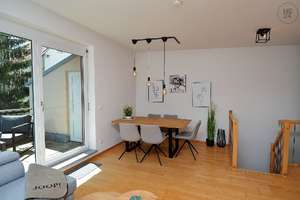 Tolle möblierte Penthouse-Wohnung mit Dachterrasse und TG-Stellplatz in Augsburg Jakobervorstad – Die vollständige Adresse der Immobilie erhältst du vom Anbieter., 86152 Jakoberstadt-Süd, Augsburg – Vorschaubild 5