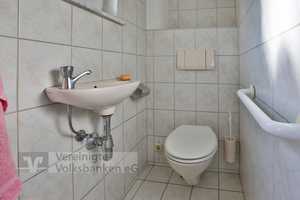 SCHÖN GELEGENE DHH MIT TOLLEM GARTEN UND AUSBAUPOTENTIAL! – Reutlingen (Kreis) – Vorschaubild 5