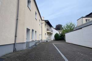 HOF-Haus mit PKW-Platz , 250 m2 NFL , Sanierung erforderlich – 40545 Oberkassel, Düsseldorf – Vorschaubild 2