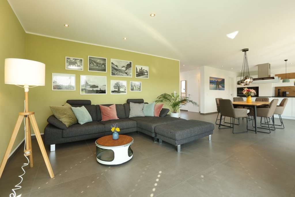 Immobilie in Remlingen - Das ideale Familiennest:120 m² Einfamilienhaus - perfekt für schmale Grundstücke. - Bild 1