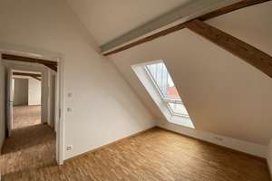 Dachgeschosswohnung in Karlsruhe Weststadt. Erstbezug 3‑ Zimmer  mit Wohn-, Ess- und Kochbereich  – Die vollständige Adresse der Immobilie erhältst du vom Anbieter., 76135 Weststadt, Karlsruhe – Vorschaubild 11