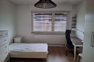 Neckarblick! Liebevoll sanierte Etagenwohnung mit tollem Neckarblick und Balkon! – Die vollständige Adresse der Immobilie erhältst du vom Anbieter., 68169 Neckarstadt-West, Mannheim – Vorschaubild 11
