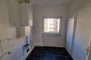Frisch renoviert: Helle 3-Zimmer-Wohnung in Linden mit Balkon und Garagenanmietung – Liepmannstraße 12, 30453 Limmer, Hannover – Vorschaubild 6