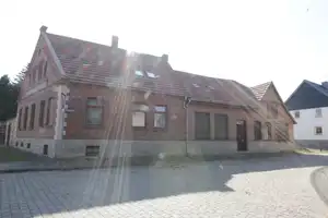 Ab aufs Dorf, Wohnhaus Denkmal (115 m²) + ehem. Tischler-Werkstatt+ Hof+ Garten+ Areal 615 m² ? – Quedlinburger Straße 19, 6458 Harz (Kreis) – Vorschaubild 5