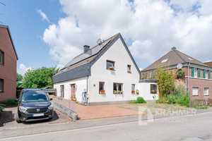 Meerbusch-Bösinghoven: Großzügiges Zwei-Parteienhaus mit ca. 260 qm Wohn- und Nutzfläche – Neuss (Rhein-Kreis) – Vorschaubild 2