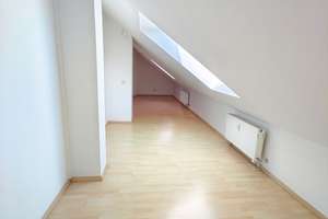 Helle lichtdurchflutete Wohnräume auf 2 Etagen incl. Aufzug 6. Stock – Die vollständige Adresse der Immobilie erhältst du vom Anbieter., 65195 Westend / Bleichstraße, Wiesbaden – Vorschaubild 10