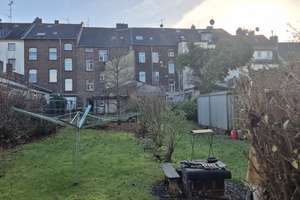 2 denkmalgeschützte Mehrfamilienhäuser, 6 Wohnungen, riesiger Garten (A386K) – Die vollständige Adresse der Immobilie erhältst du vom Anbieter., 51061 Flittard, Köln – Vorschaubild 9