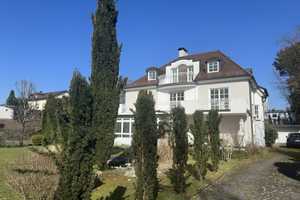 Großzügige Villa in sehr ruhiger und zentraler Top-Lage * Rosenheim Stadt – Rosenheim (Kreis) – Vorschaubild 1