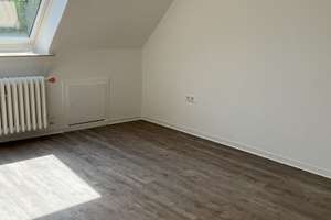 Gemütliche Dachwohnung - frisch renoviert! – Schleswiger Str. 5, 24113 Hassee, Kiel – Vorschaubild 5