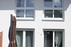 Ansprechendes 5,5-Zimmer-Reihenendhaus mit Solaranlage von privat in Schwalbach am Taunus – Die vollständige Adresse der Immobilie erhältst du vom Anbieter., 65824 Schwalbach am Taunus – Vorschaubild 2