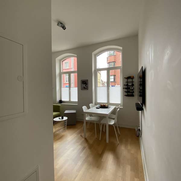 *** gehobene  1-Zimmer-Wohnung - kernsanierter denkmalgeschützter Altbau - Terrasse - nähe RWTH ***
