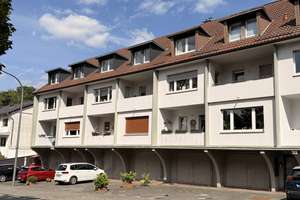 Exklusives Wohnen am Toelleturm - Charmante Dreizimmer-Dachgeschosswohnung mit EBK und Stellplatz – Obere Lichtenplatzer Str. 237, 42287 Barmen, Wuppertal – Vorschaubild 1