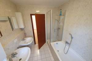 2 Zi.-Wohnung / Süd-Balkon / Tageslicht-Bad / Dusche + Badewanne / 2x Waschbecken / Kellerabteil – Die vollständige Adresse der Immobilie erhältst du vom Anbieter., 90571 Schwaig bei Nürnberg – Vorschaubild 7