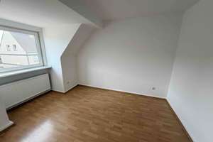 E.- Altenessen-Süd, gemütliche 2-Zimmer -Whg,  DG rechts – Hövelstr. 150, 45326 Altenessen-Süd, Essen – Vorschaubild 3