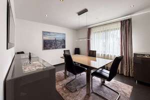VILLA mit POOL   :::   WI - MITTEN IM MÄRCHENLAND – Die vollständige Adresse der Immobilie erhältst du vom Anbieter., 65199 Dotzheim, Wiesbaden – Vorschaubild 12