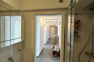 Stilvolle 3-Zimmer-Wohnung mit Balkon und EBK in Wiesbaden – Bärenstraße 2, 65183 Mitte, Wiesbaden – Vorschaubild 33