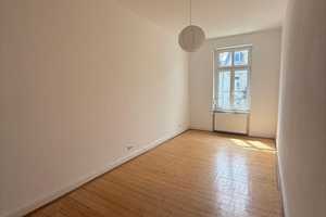 NEU *Paul & Partner* RENOVIERT UND TOP GESCHNITTEN ! SUPER ZENTRAL MIT ALTBAUCHARME ! – Wiesbaden – Vorschaubild 2