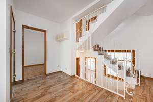 Schuch Immobilien - Raumwunder mit separater Einliegerwohnung in Blicklage – Die vollständige Adresse der Immobilie erhältst du vom Anbieter., 65817 Eppstein – Vorschaubild 18
