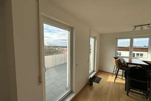 3,5 Zimmer Eigentumswohnung mit Penthouse-Charakter in begehrter Aussichtslage in Reutlingen – Sophie-Scholl-Straße 46, 72762 Reutlingen-Mitte, Reutlingen – Vorschaubild 3