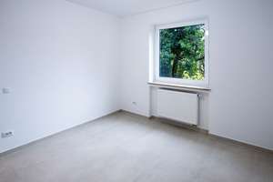 250m² Wohnen und Hobby auf 2 Etagen. NEU SANIERT. Sauna, Whirlpool, Kamin, Wintergarten, Dopp.Garage – Am Sündnerkamp 21, 30629 Misburg-Nord, Hannover – Vorschaubild 14