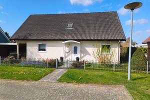 Einfamilienhaus mit ländlicher Ruhe in Hohen Luckow – Die vollständige Adresse der Immobilie erhältst du vom Anbieter., 18239 Satow – Vorschaubild 1