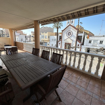 Haus zum Verkauf in Sant Jaume Denveja, 6 Schlafzimmer.