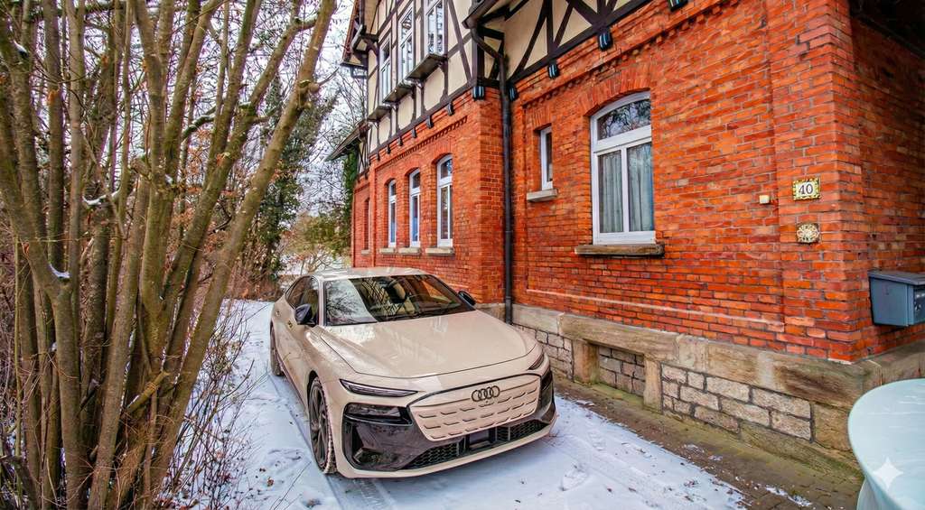 Immobilie in Hildburghausen - Vielseitige Fachwerk-Villa mit großem Garten in ruhiger Randlage - Bild 3