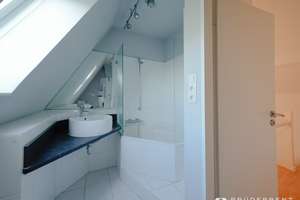 3-4 Zimmer: Maisonette-Dachgeschosswohnung mit Terrasse direkt auf der Luegallee – Luegallee 10, 40545 Oberkassel, Düsseldorf – Vorschaubild 25