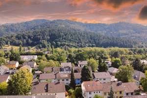 Familienfreundlicher, architektonisch stilvoll und modern sanierter Designwohntraum