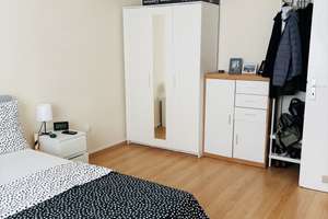 Bright 2-Room Apartment in Aachen — Partially Furnished, Available 01.11.2026 – Oppenhoffallee 64, 52066 Frankenberg, Aachen – Vorschaubild 2